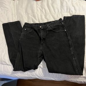 black baggy wrangler jeans